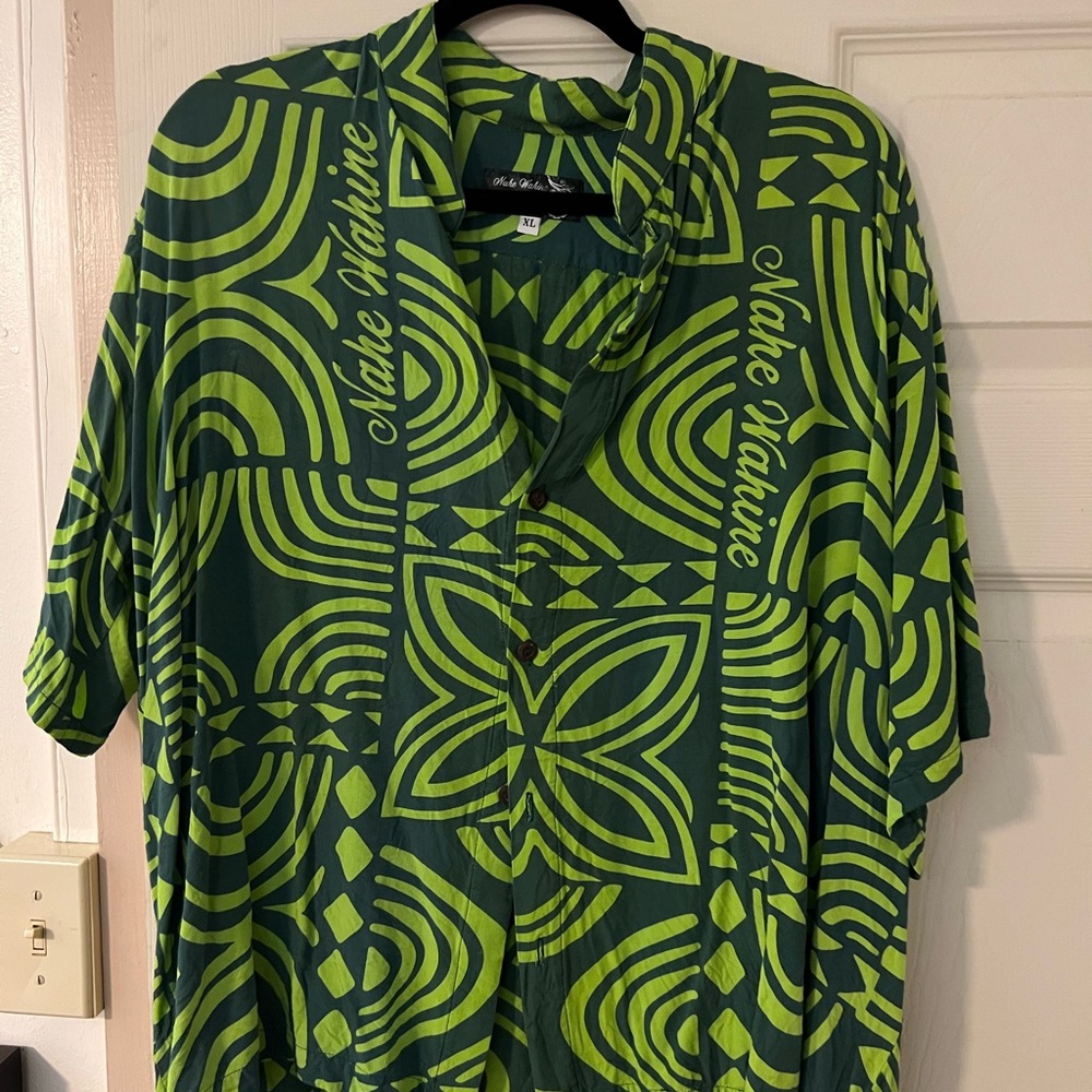 Nahe Wahine, Womens Blouse.